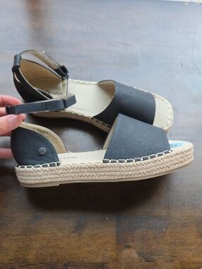 Bearpaw Size 7 Women's Black Espadrille Sandals with Ankle Strap NEW